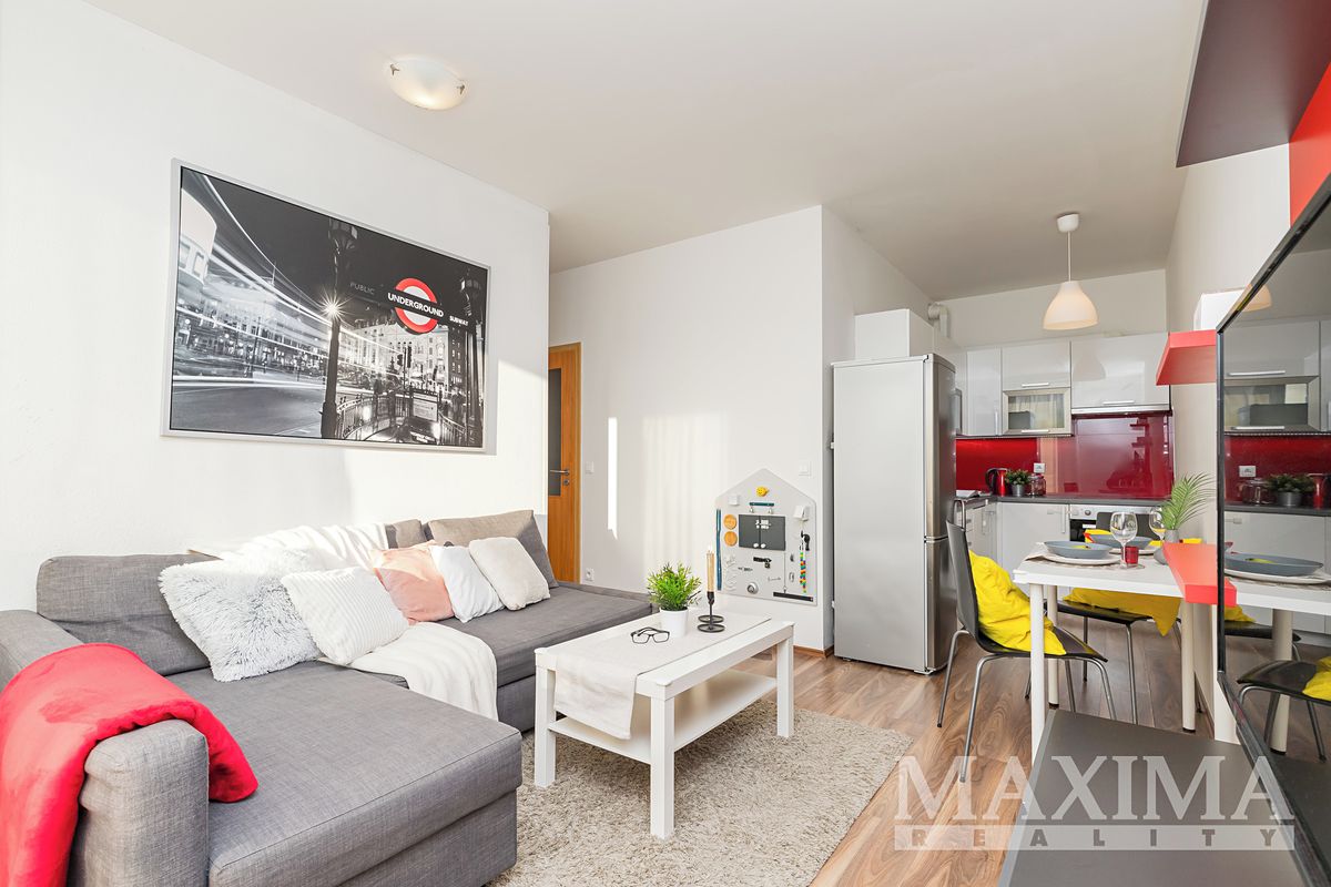 Pronájem bytu 1+kk 32 m²