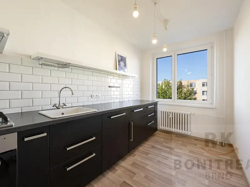 Prodej bytu 3+1 60 m², Brno – náhled fotky 1