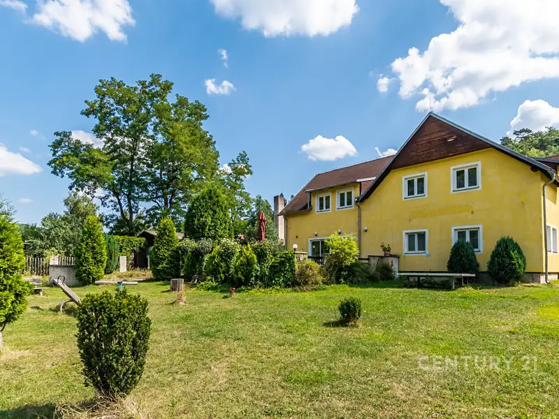 Prodej rodinného domu 1310 m², pozemek 870 m², Roztoky – náhled fotky 1