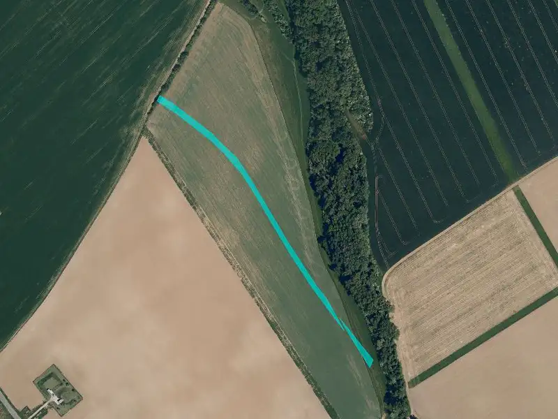 Dražba pozemku 6406 m², Kunovice – náhled fotky 1