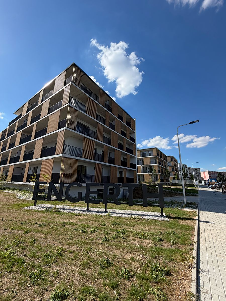 Pronájem bytu 2+kk 54 m², Kladno – fotka 1 z 3