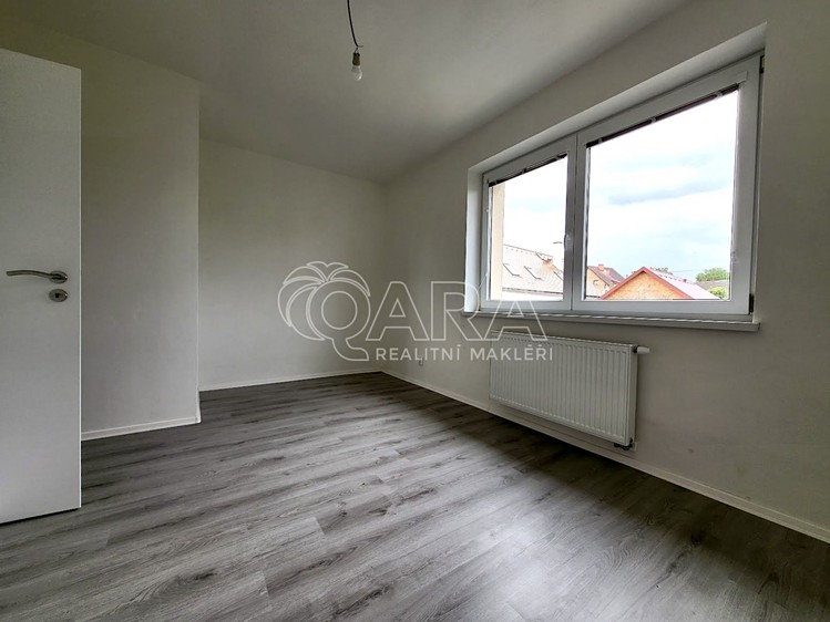 Pronájem bytu 4+1, 90 m² (10 z 28)