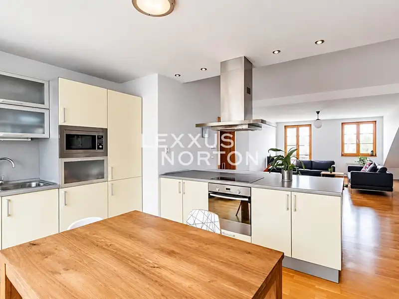 Pronájem bytu 4+kk 153 m², Praha – náhled fotky 3