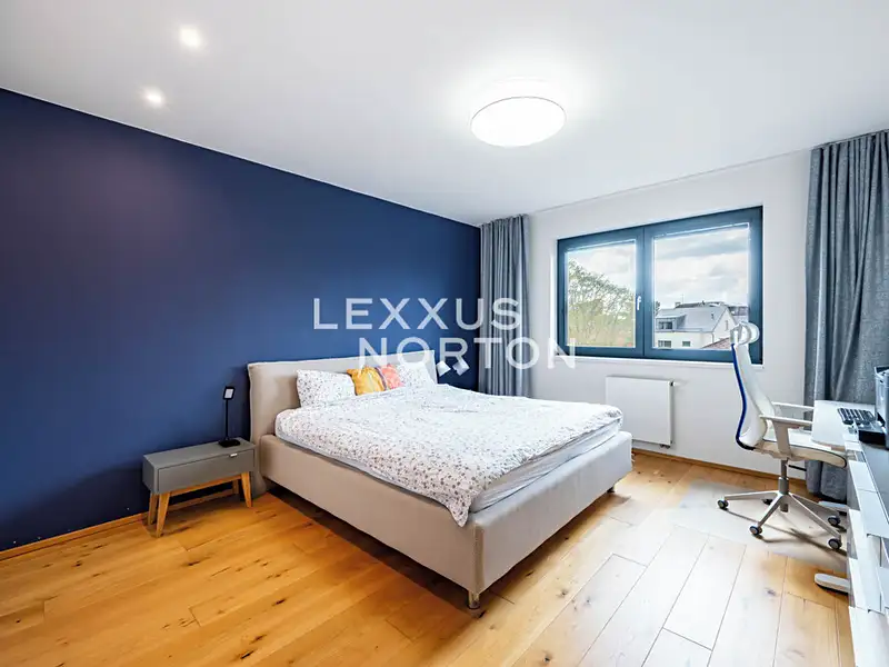 Pronájem bytu 3+kk 93 m², Praha – náhled fotky 2