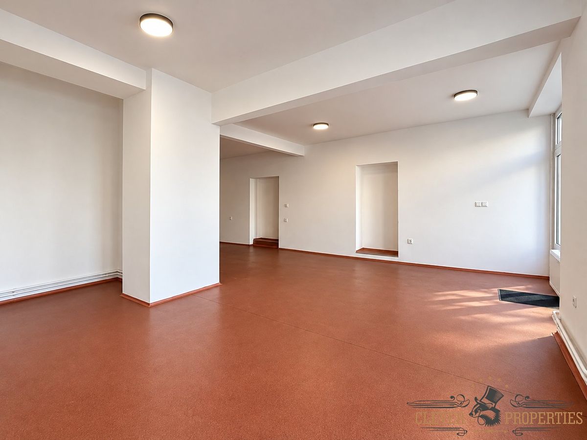 Pronájem obchodního prostoru 60 m², Pardubice – fotka 1 z 3
