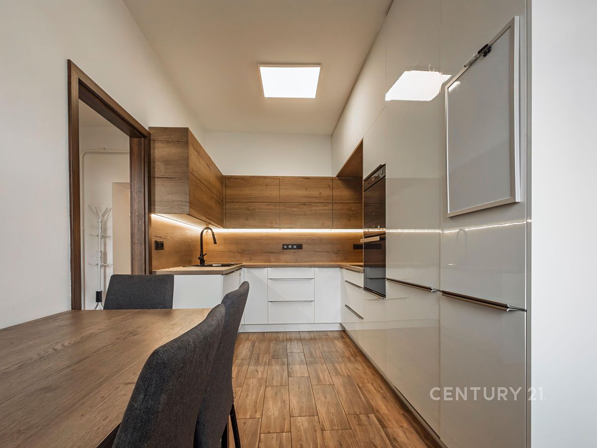 Pronájem bytu 3+1 84 m², Nový Jičín – fotka 1 z 3
