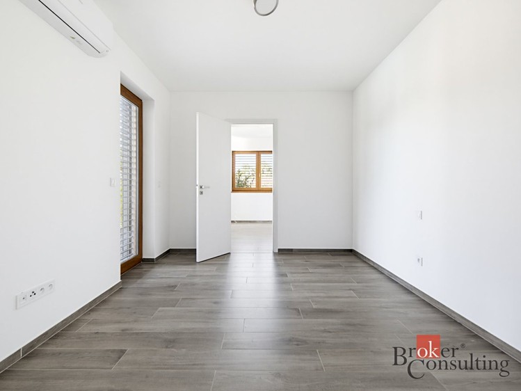 Prodej domu, 142 m² (12 z 55)