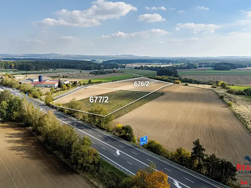 Prodej komerčního pozemku 37001 m², Tábor – náhled fotky 3