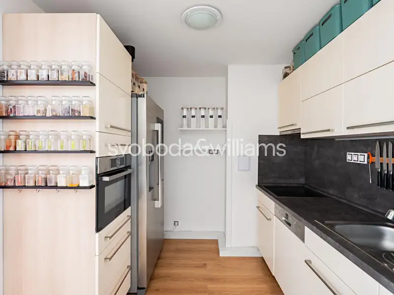 Prodej bytu 3+kk 116 m², Praha – náhled fotky 3