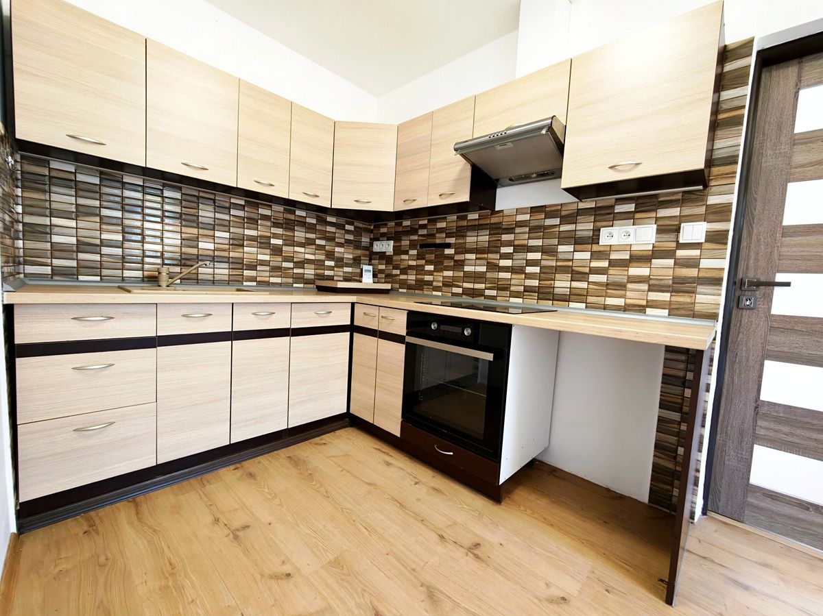 Pronájem bytu 3+1 76 m² – fotografie 5