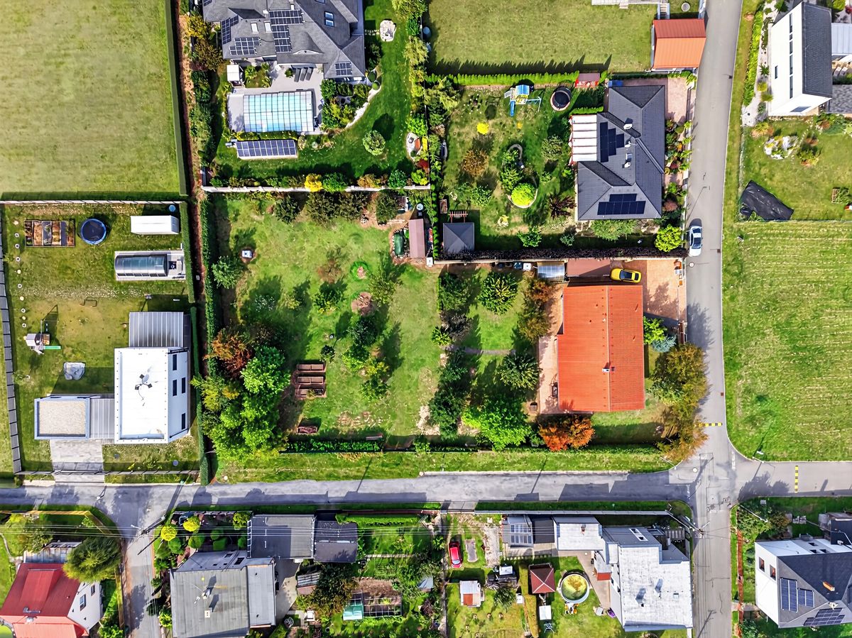 Prodej stavebního pozemku 1445 m² – fotografie 3