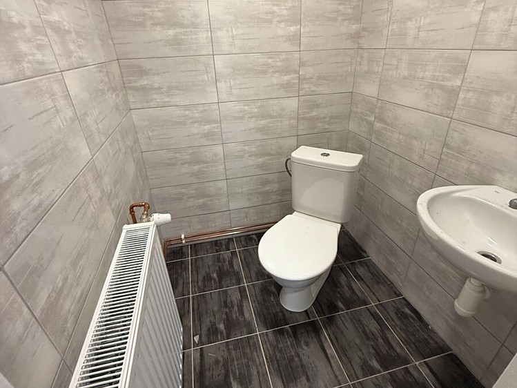 Комерційне приміщення на продаж, 450 м² (13 з 24)