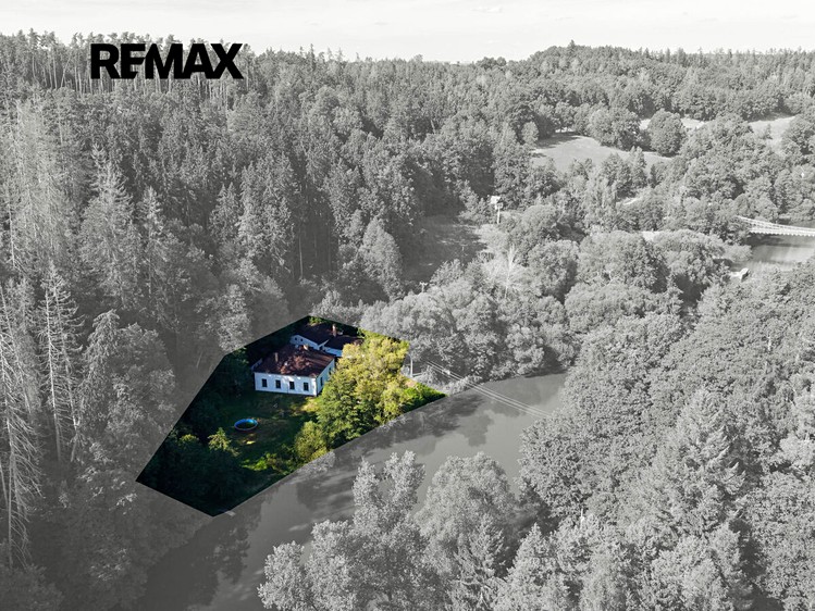 Prodej komerčního prostoru, 210 m² (3 z 37)