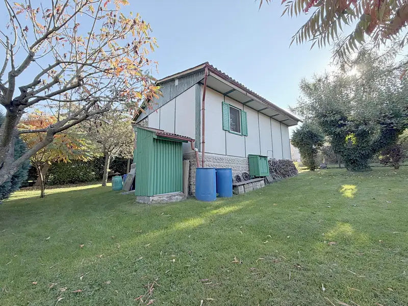 Prodej chaty 34 m², pozemek 521 m², Tehov – náhled fotky 1