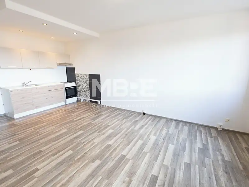 Pronájem bytu 1+kk 32 m², Český Těšín – náhled fotky 1