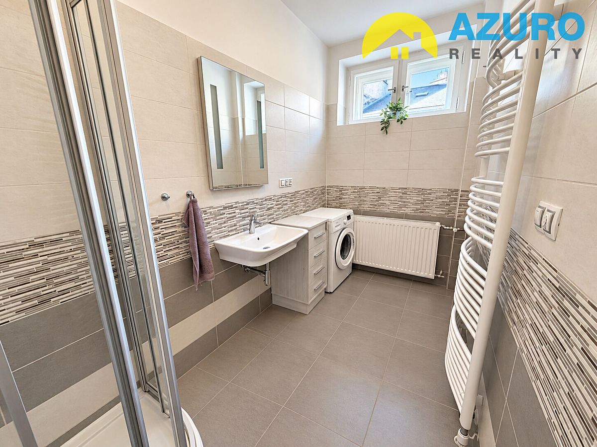 Pronájem bytu 2+1 79 m² – fotografie 3