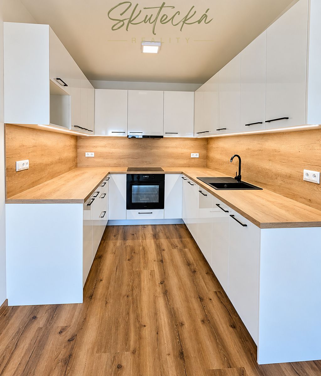 Pronájem bytu 3+kk 92 m² – fotografie 2