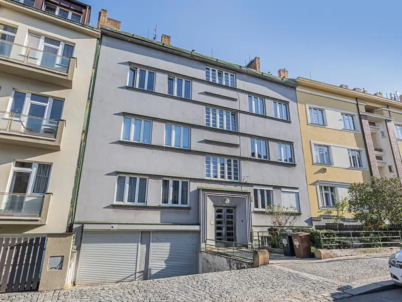 Pronájem bytu 2+kk 67 m², Praha – náhled fotky 2