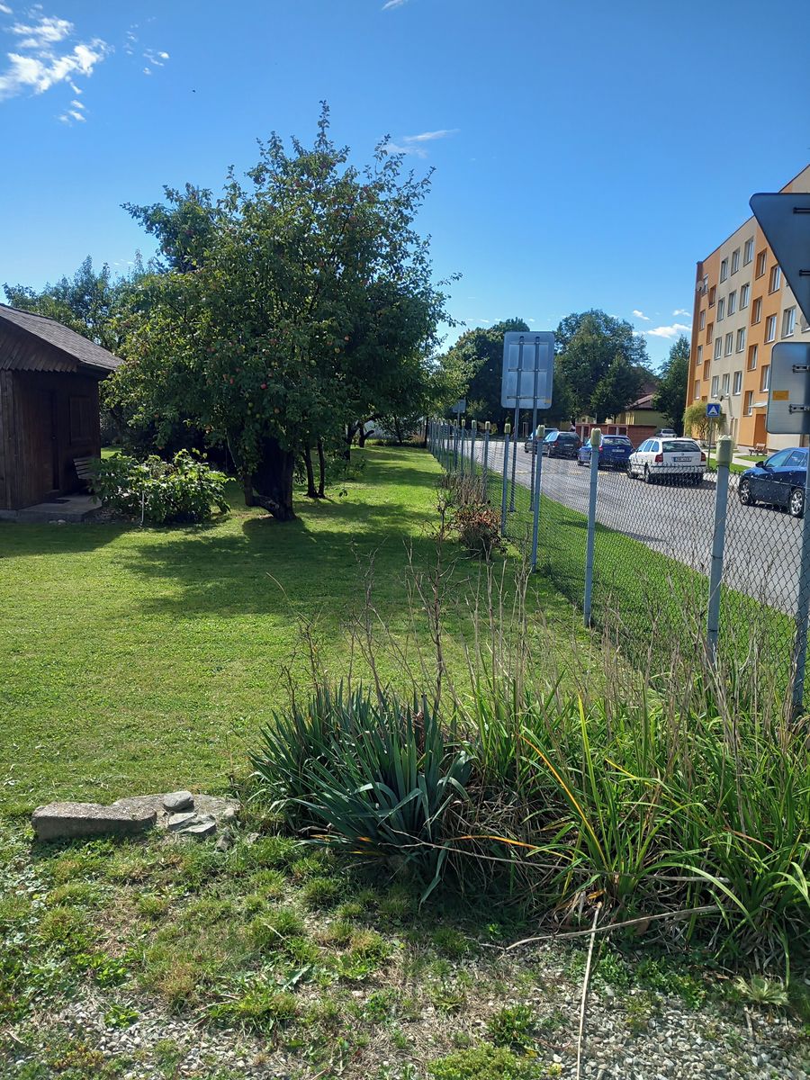 Prodej stavebního pozemku 735 m² – fotografie 3
