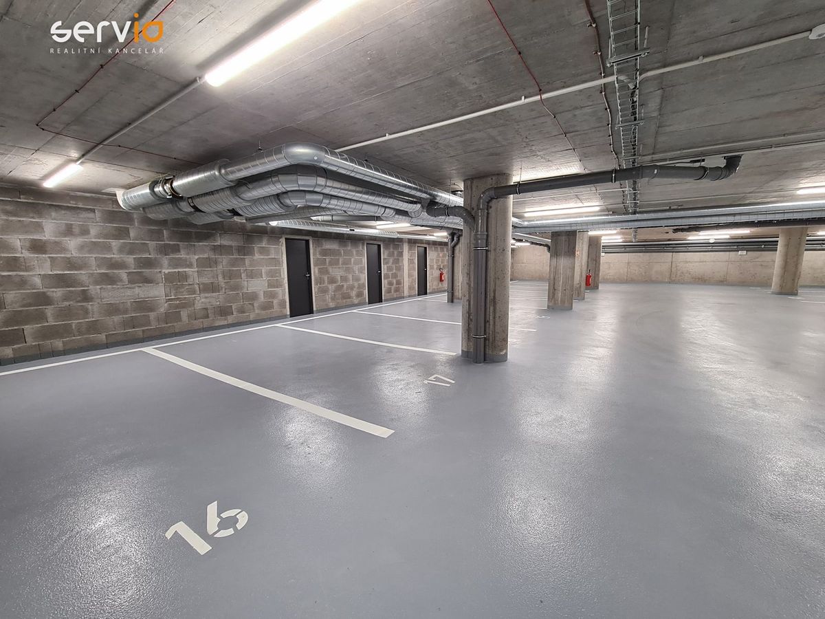 Prodej garážového stání 13 m² – fotografie 2