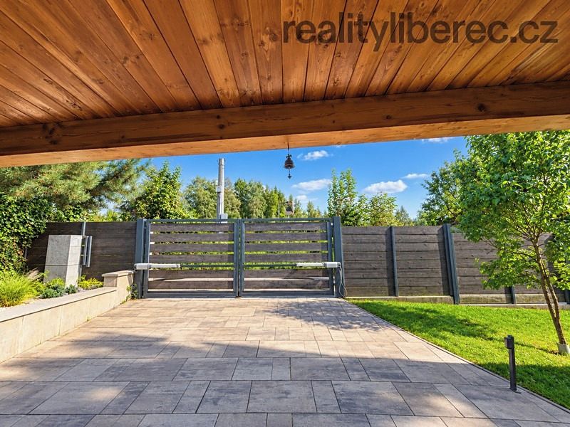 Prodej rodinného domu 160 m², pozemek 1005 m² – fotografie 3