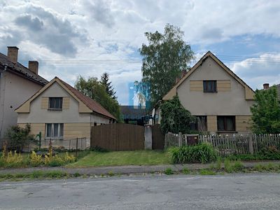 Prodej rodinného domu 187 m², pozemek 2518 m²