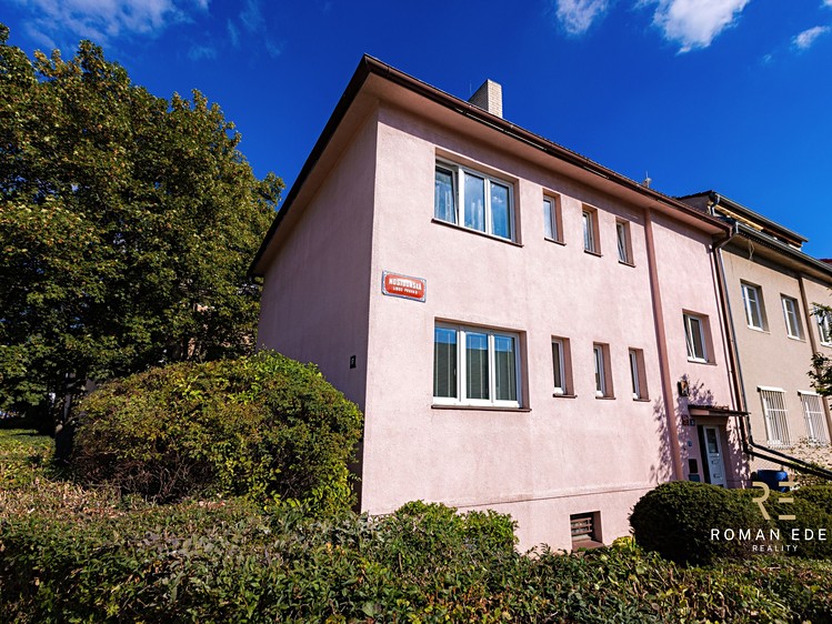 Prodej domu, 278 m² (4 z 68)