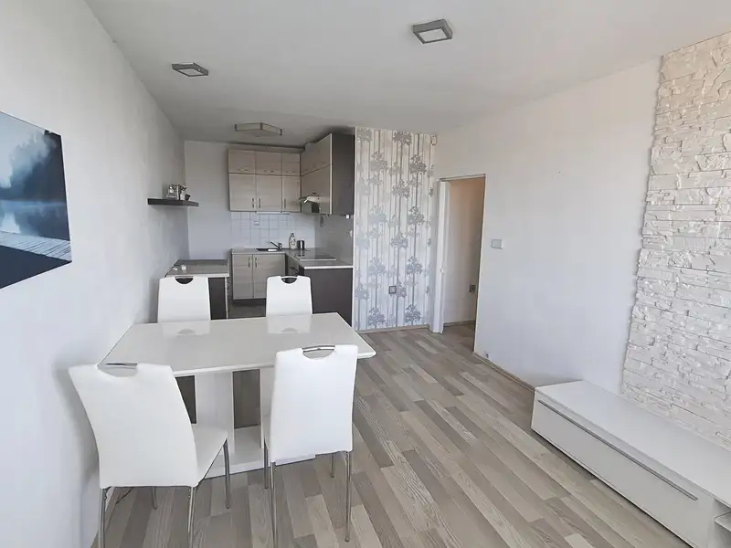 Pronájem bytu 2+kk 44 m², Čerčany – náhled fotky 1