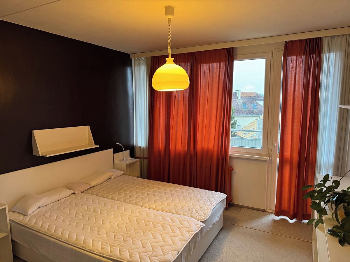 Pronájem bytu 2+1 60 m² – fotografie 4