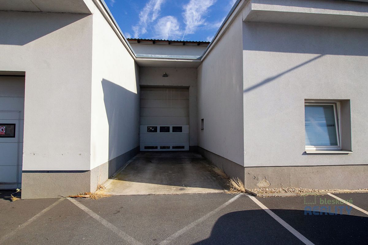 Pronájem skladového prostoru 440 m² – fotografie 2