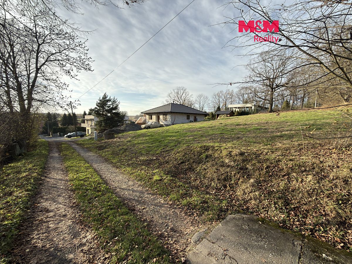 Prodej stavebního pozemku 1076 m², Jistebník – fotka 1 z 3