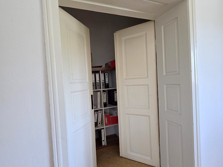 Dražba komerčního prostoru, 424 m² (16 z 46)