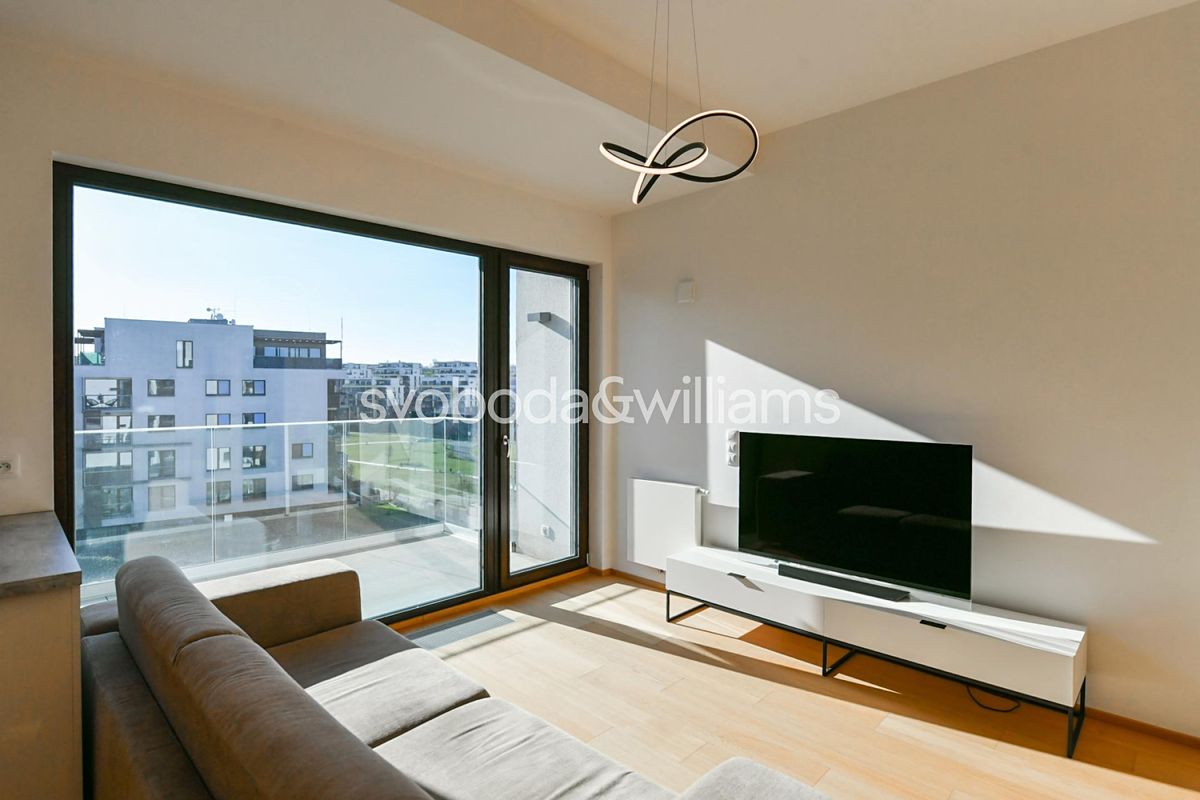 Pronájem bytu 3+kk 78 m² – fotografie 4