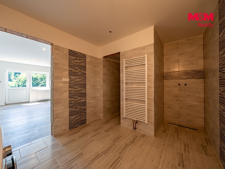 Комерційне приміщення на продаж, 340 м² (18 з 30)