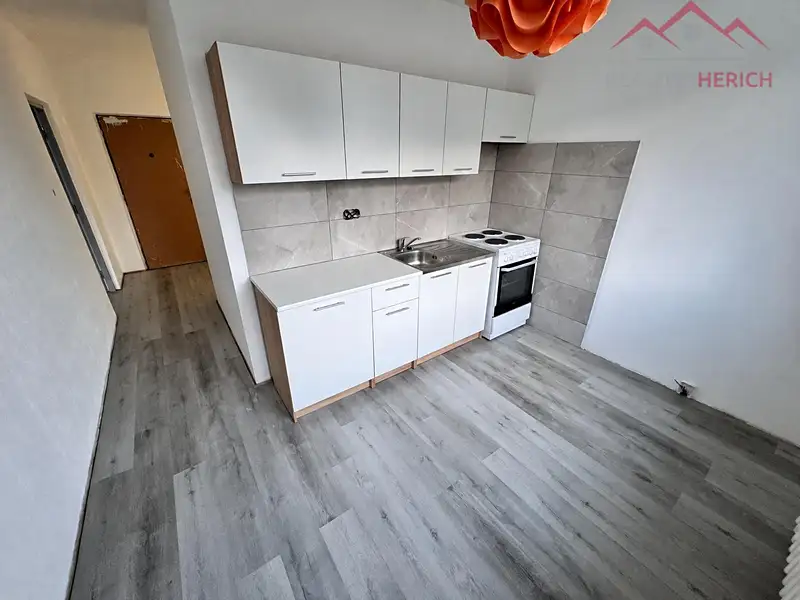 Prodej bytu 1+1 40 m², Chomutov – náhled fotky 3