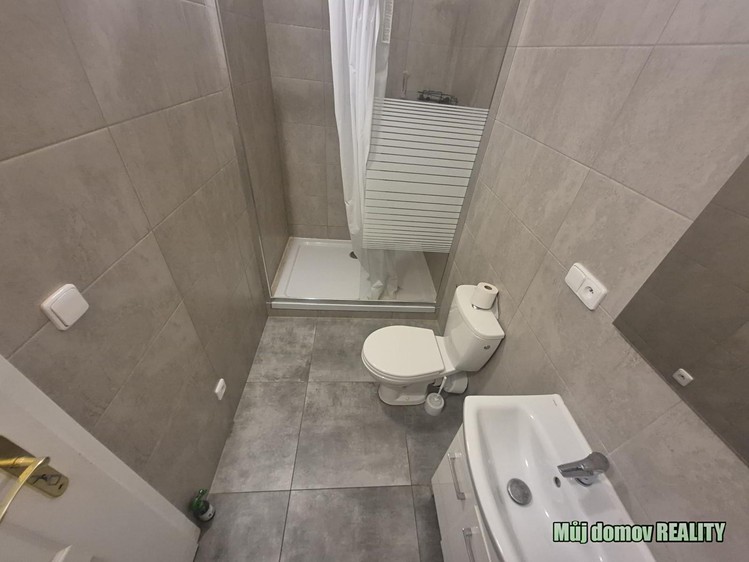 Gewerbefläche zur Miete, 650 m² (11 von 37)