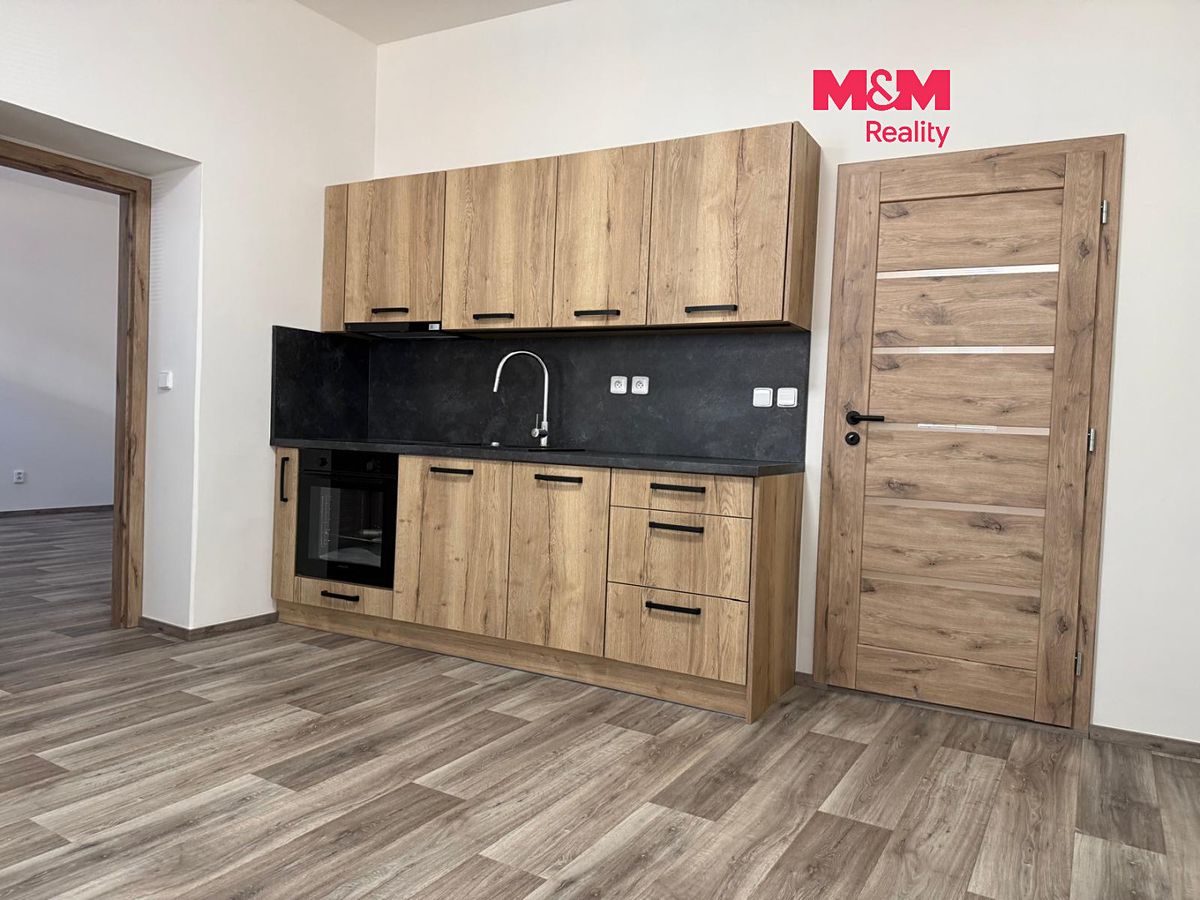 Pronájem bytu 2+kk 45 m²