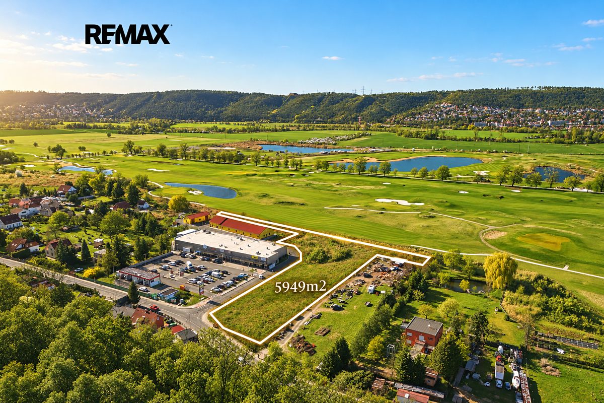 Prodej stavebního pozemku 5949 m², Praha – fotka 1 z 3