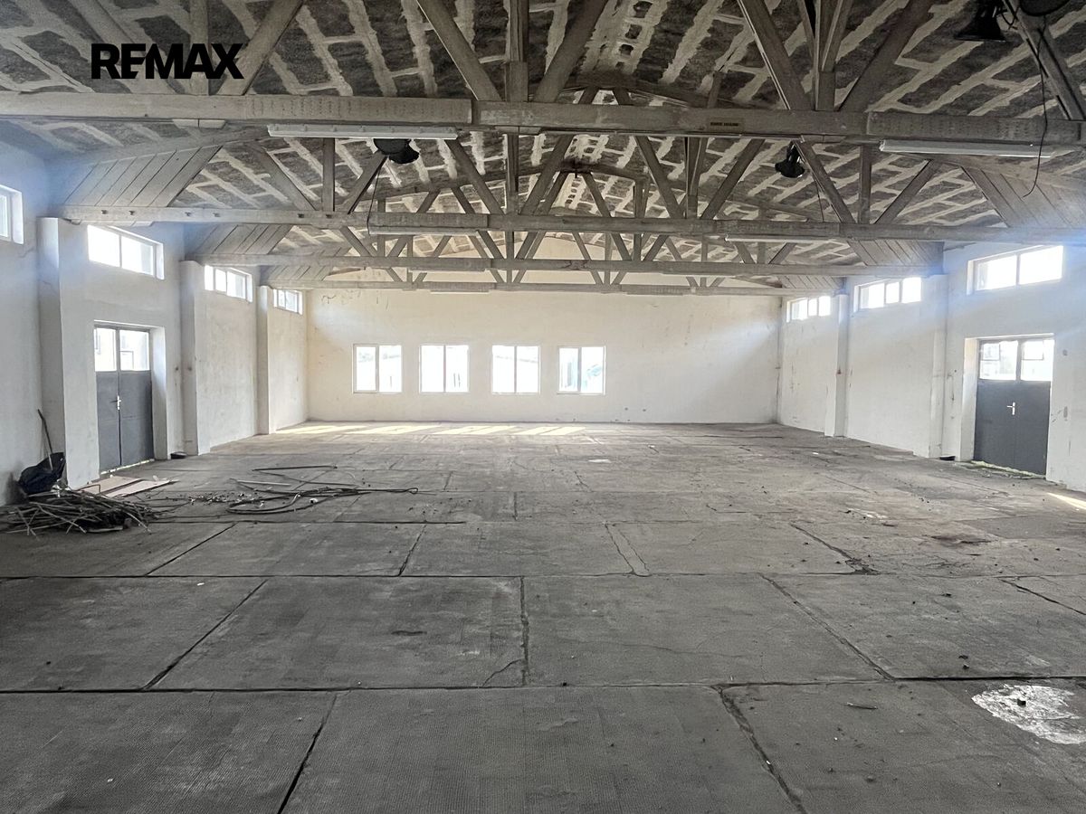 Pronájem skladového prostoru 753 m² – fotografie 4