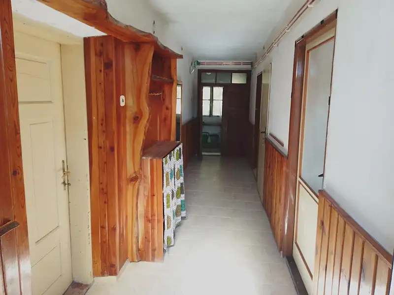 Prodej rodinného domu 225 m², pozemek 236 m², Rozsochy – náhled fotky 3