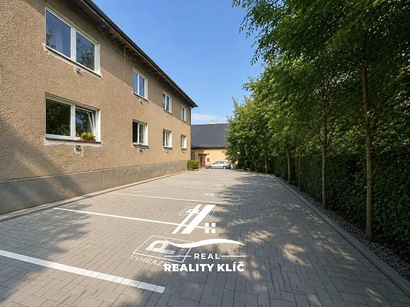 Pronájem garážového stání 493 m², Havířov – náhled fotky 2
