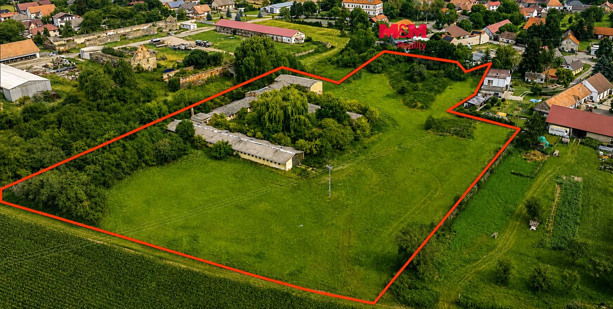 Prodej komerčního pozemku 14865 m², Hostovlice – fotka 1 z 3