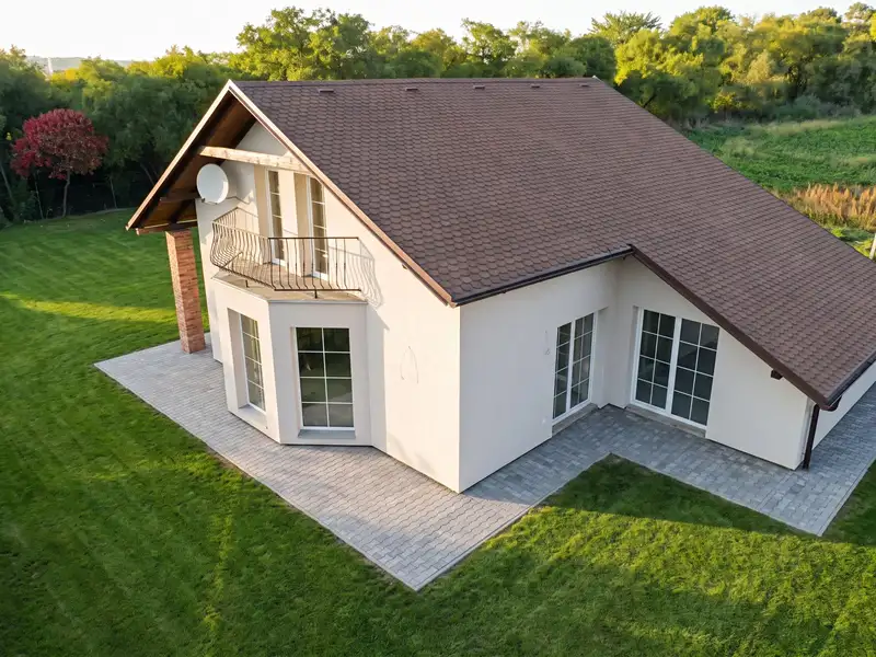 Prodej rodinného domu 130 m², pozemek 910 m², Lochenice – náhled fotky 2