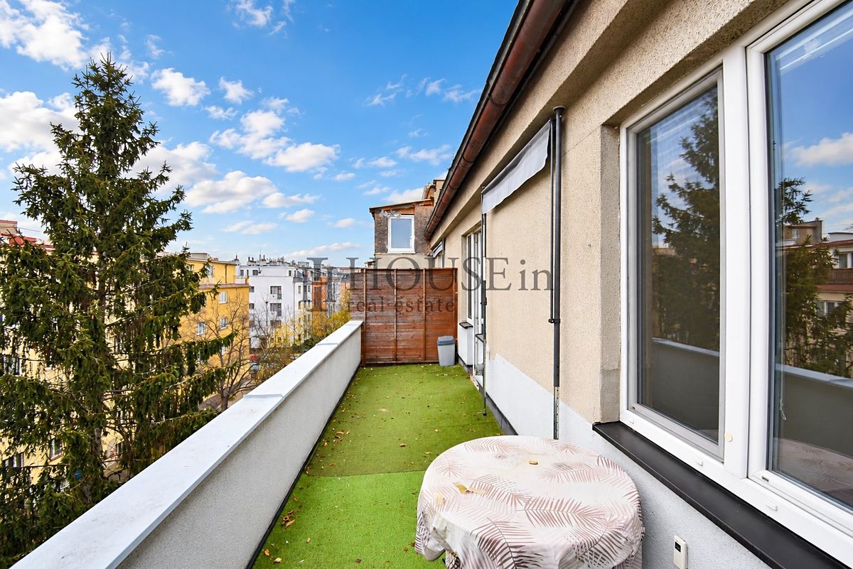 Pronájem bytu 2+kk 40 m² – fotografie 2