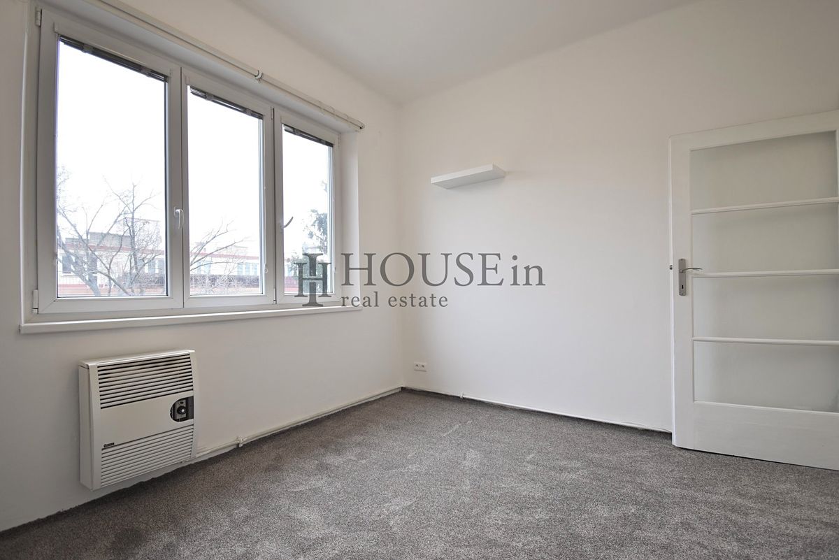 Pronájem bytu 2+kk 40 m² – fotografie 3
