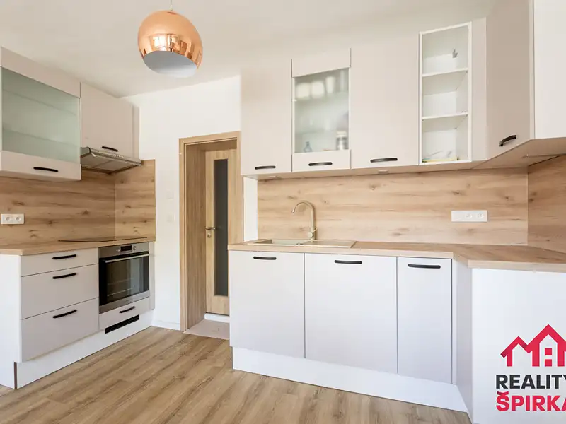 Prodej rodinného domu 124 m², pozemek 417 m², Chornice – náhled fotky 1