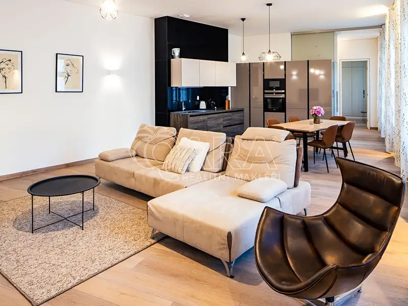 Pronájem bytu 3+kk 123 m², Praha – náhled fotky 2