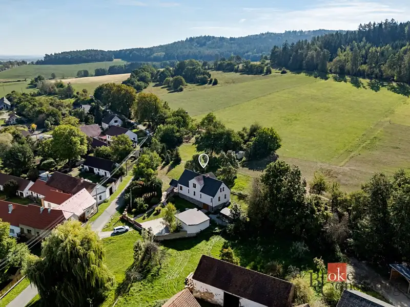Prodej rodinného domu 240 m², pozemek 2774 m², Cehnice – náhled fotky 3