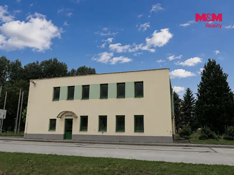 Pronájem kanceláře 200 m², Králův Dvůr – náhled fotky 3