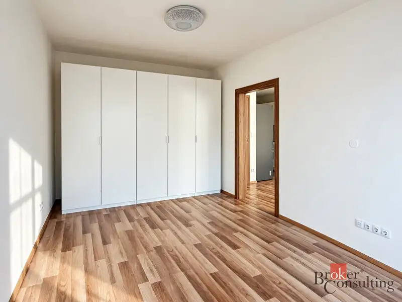 Prodej bytu 2+kk 52 m², Praha – náhled fotky 3